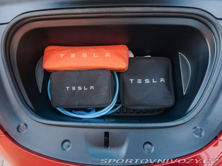 Tesla Model Y Long Range Dual Motor 378 2023