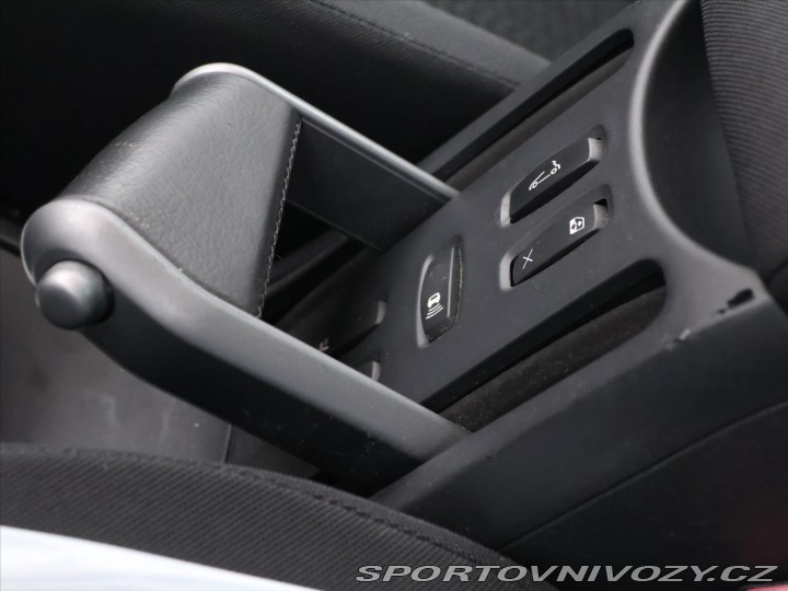 Renault Mégane 1,6 i 82kW Exception Serv 2009