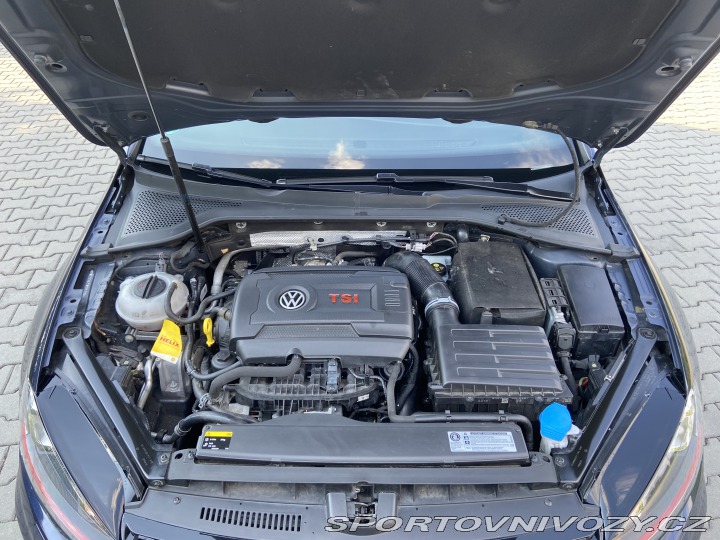 Volkswagen Golf  2015