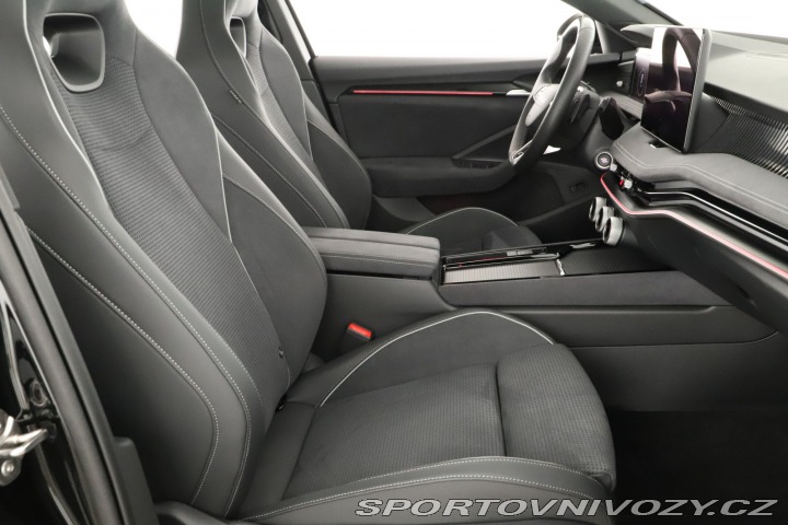 Škoda Superb Sportline 2.0 TSI 2025