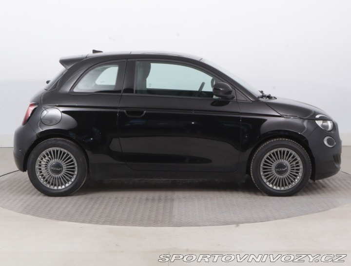 Fiat 500 500e 42 kWh 2021
