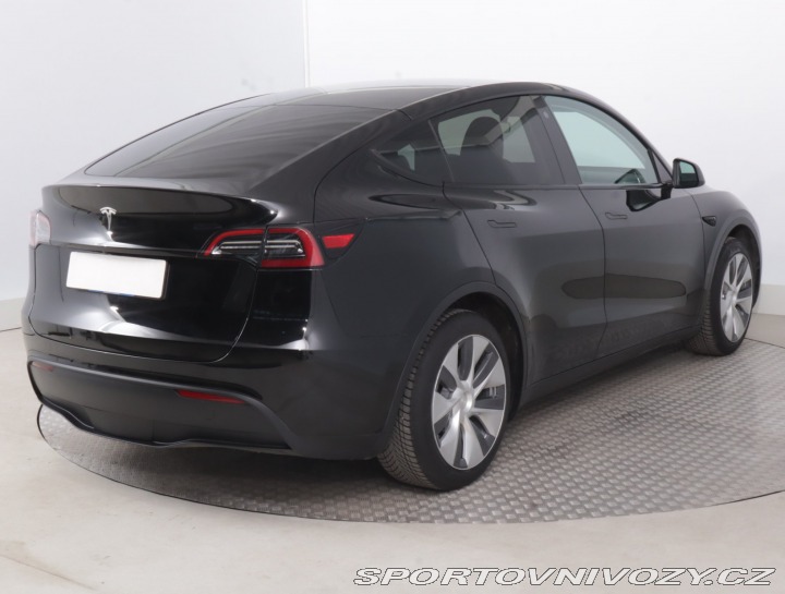 Tesla Model Y RWD LFP 60kWh 2023