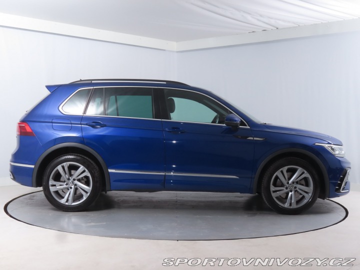 Volkswagen Ostatní modely Tiguan R-Line 2.0 TSI 2021