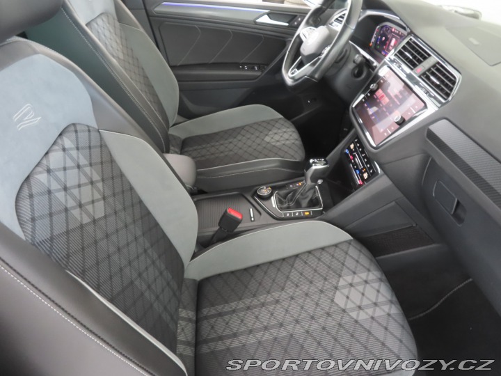 Volkswagen Ostatní modely Tiguan R-Line 2.0 TSI 2021