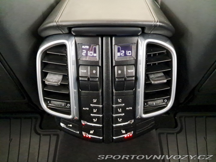 Porsche Cayenne Turbo 2010