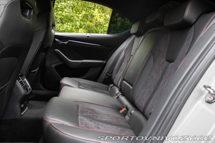 Škoda Octavia RS 2.0TSI DSG / AJ NA SPLÁT 2021