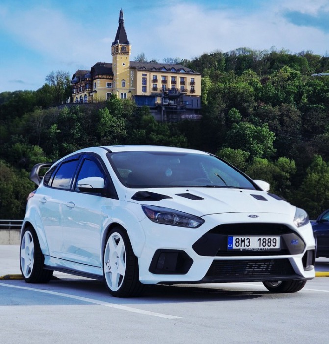 Ford Focus RS 
