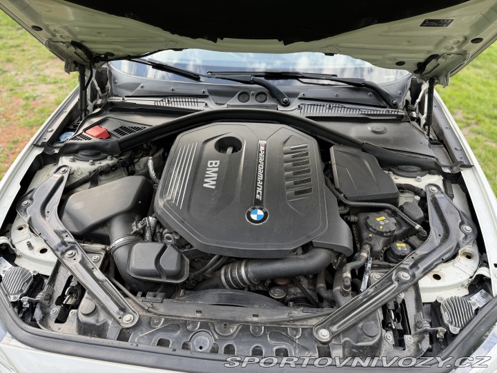 BMW 2 M240i xDrive záruka 2017