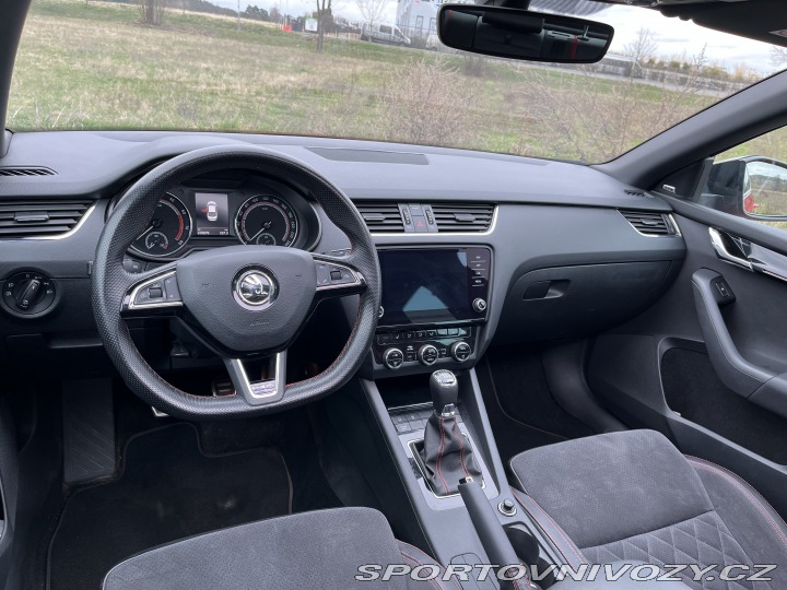 Škoda Octavia RS 245 Challenge 2018