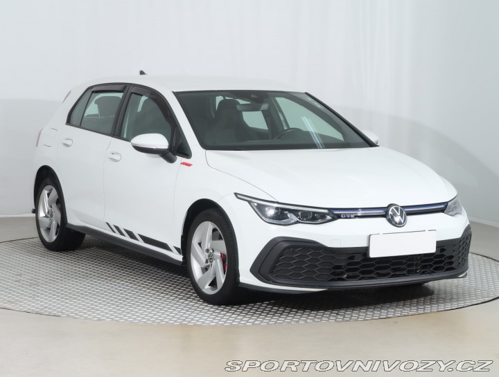 Volkswagen Golf 1.4 TSI eHybrid 2021