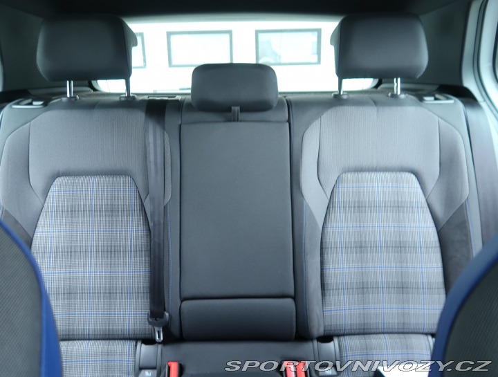 Volkswagen Golf 1.4 TSI eHybrid 2021
