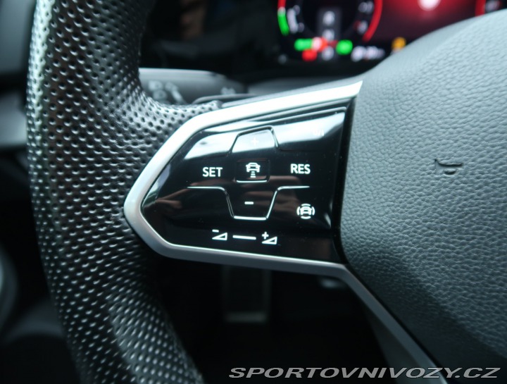 Volkswagen Golf 1.4 TSI eHybrid 2021