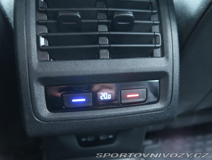 Volkswagen Golf 1.4 TSI eHybrid 2021