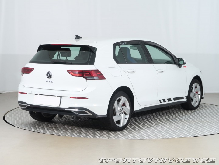 Volkswagen Golf 1.4 TSI eHybrid 2021
