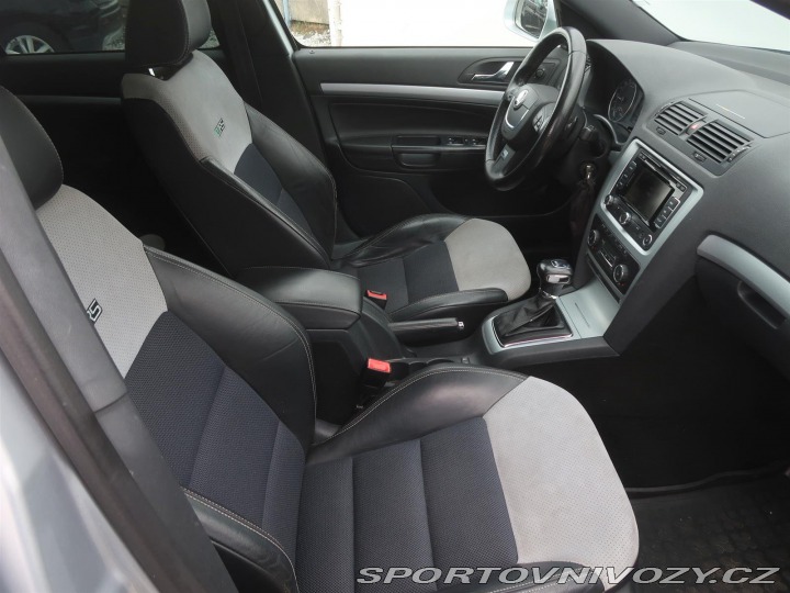 Škoda Octavia RS RS RS 2.0 TDI 2011