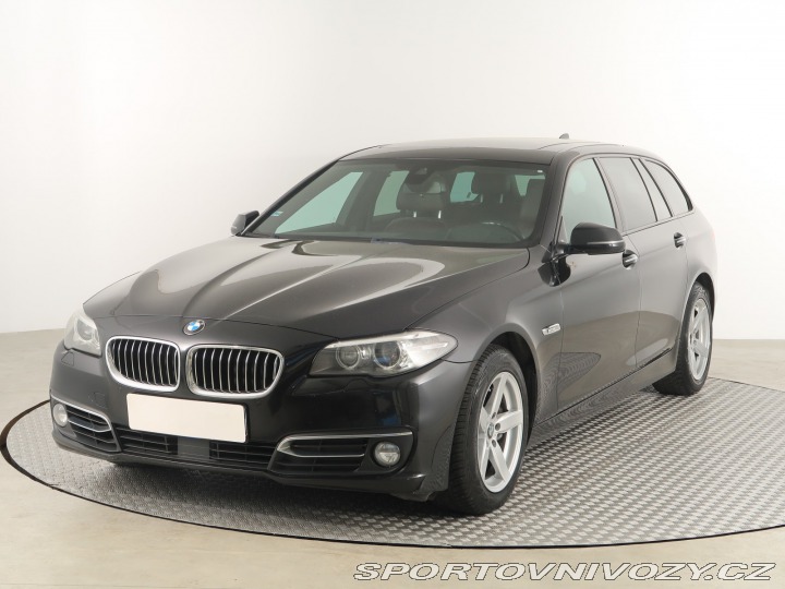 BMW 5 Luxury Line 535d xDrive 2015