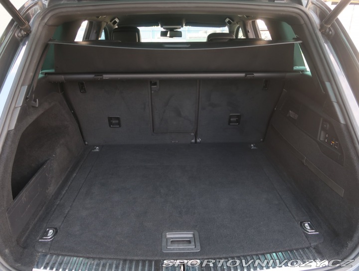 Volkswagen Ostatní modely Touareg 4.2 V8 TDi 2013