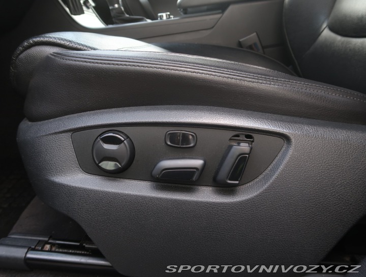 Volkswagen Ostatní modely Touareg  4.2 V8 TDi 2013