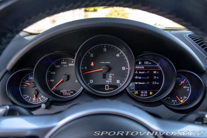 Porsche Cayenne Diesel Platinum Edition 2017