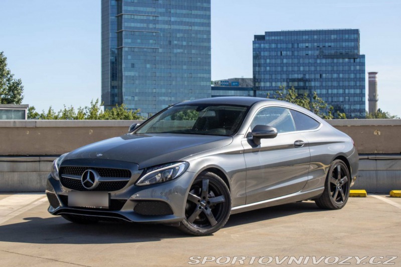 Mercedes-Benz C Kupé  220 d AMG Line A/T