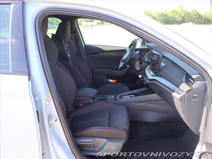 Škoda Octavia RS 2,0 TSI 195kW DSG RS DPH 2025