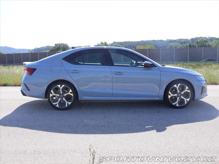 Škoda Octavia RS 2,0 TSI 195kW DSG RS DPH 2025