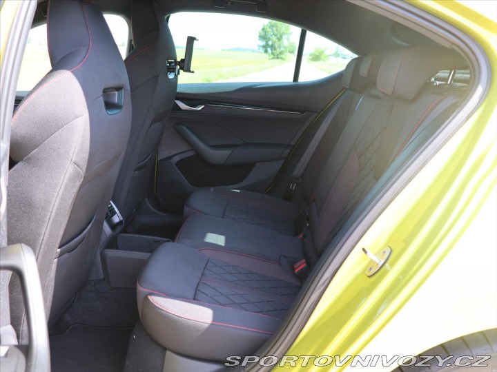 Škoda Octavia RS 2,0 TSI DSG RS DPH 1.maj 2026