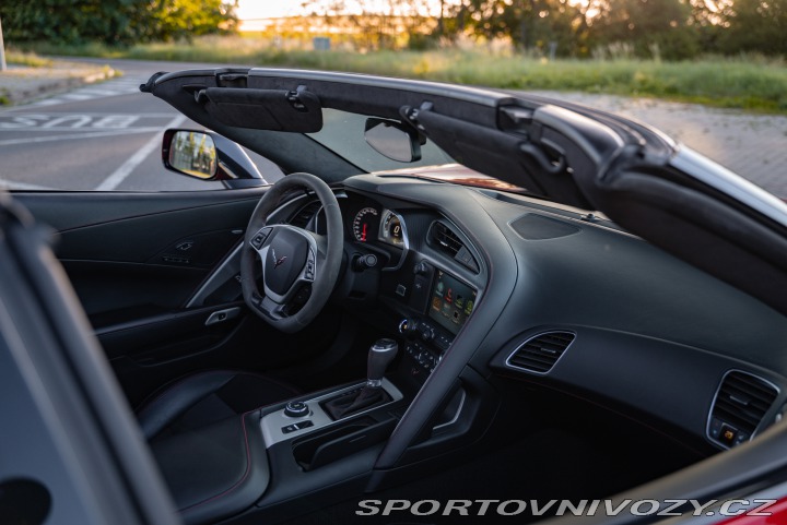 Chevrolet Corvette C7 EU verze 3LT 2016