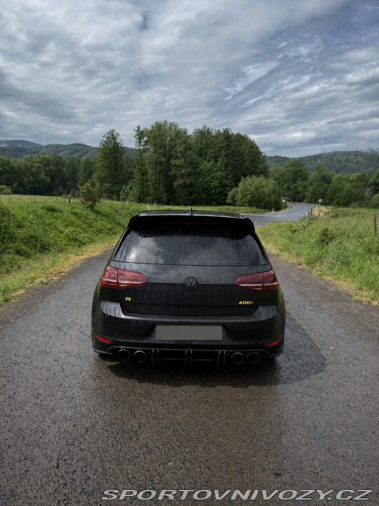 Volkswagen Golf  2016
