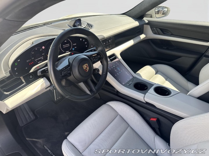 Porsche Taycan GTS 2023