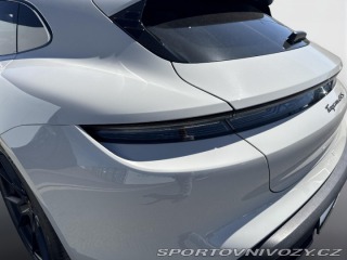 Porsche Taycan GTS 2023