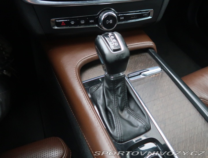 Volvo V90 Cross Country D5 2.0 AWD 2019