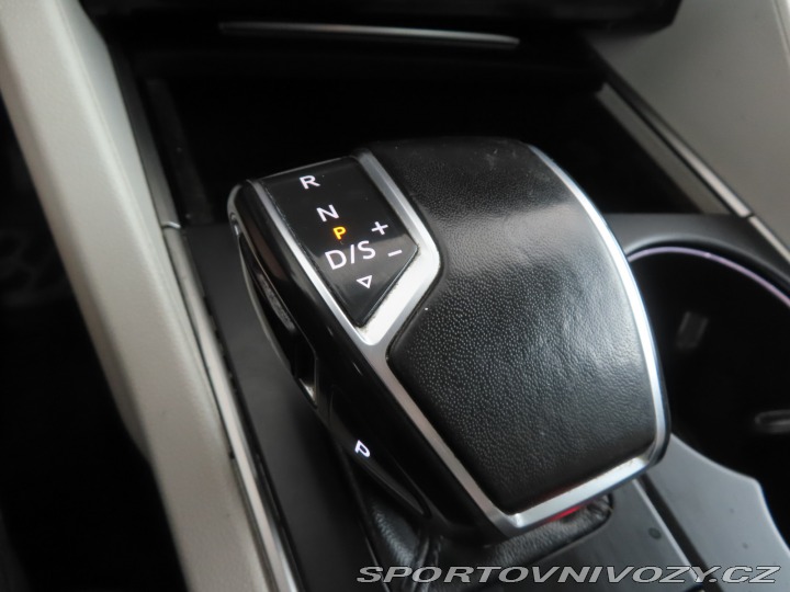 Volkswagen Ostatní modely Touareg  3.0 TDI 2018