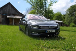Volkswagen Passat 2,0 B8 140 kw TDI rok v