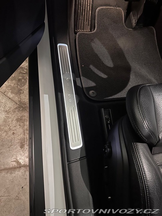 Volvo V90 CC D5 AWD, POLESTAR, DPH 1800