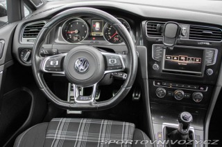 Volkswagen Golf  2015