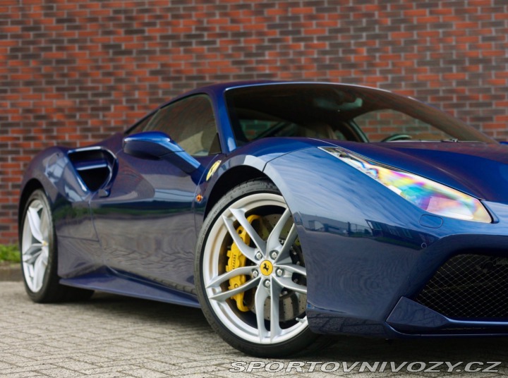 Ferrari 488 GTB HELE | záruka do 05/ 2018