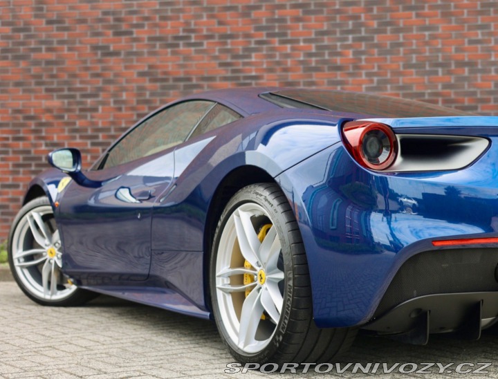 Ferrari 488 GTB HELE | záruka do 05/ 2018
