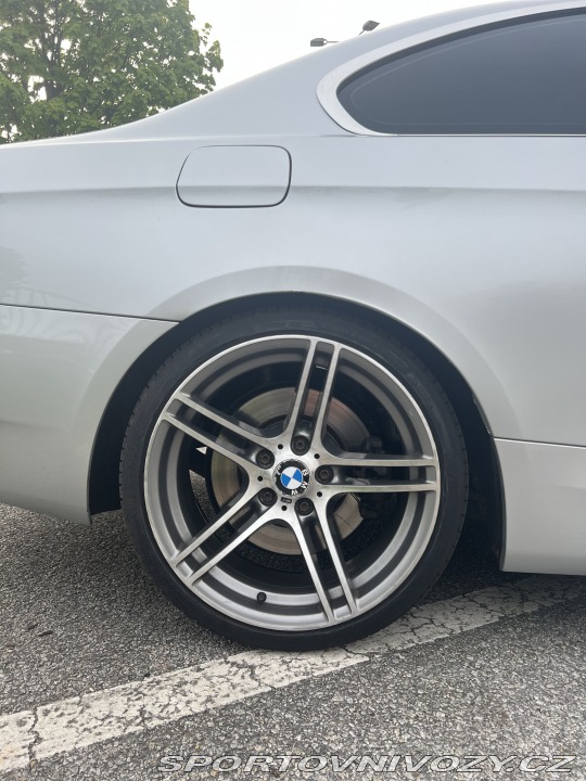 BMW 3 e92 335i 2008