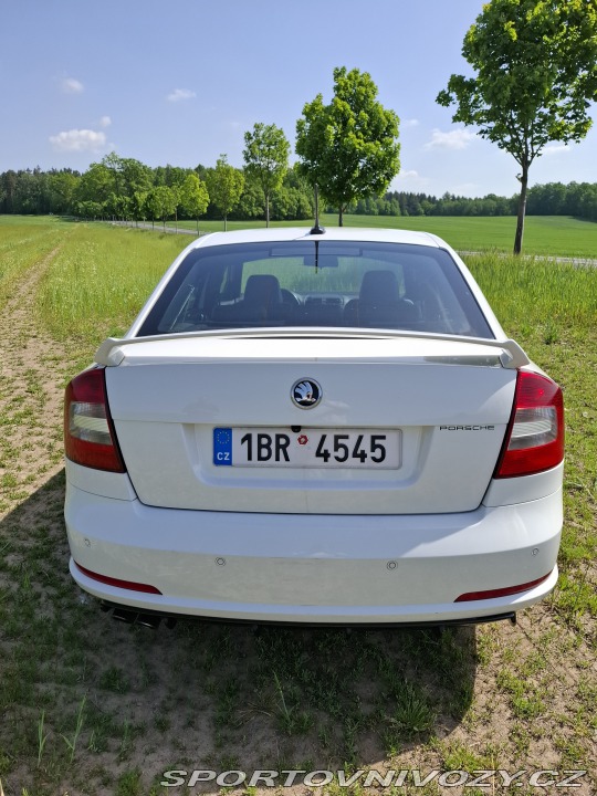 Škoda Octavia RS 2011