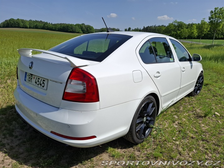 Škoda Octavia RS  2011