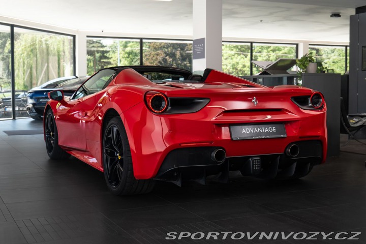 Ferrari 488 2018