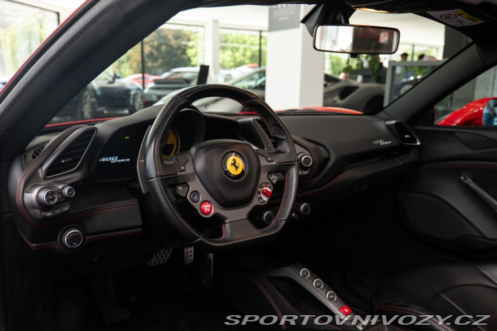 Ferrari 488 2018
