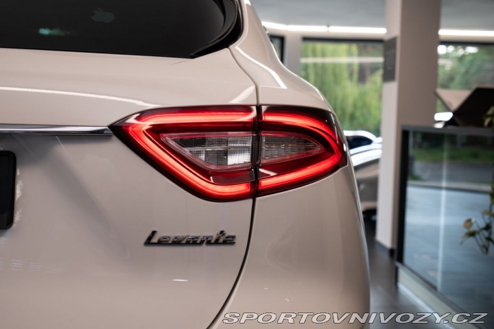 Maserati Levante 2017