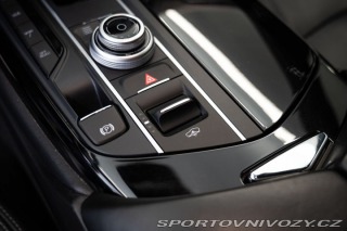 Maserati Levante  2017