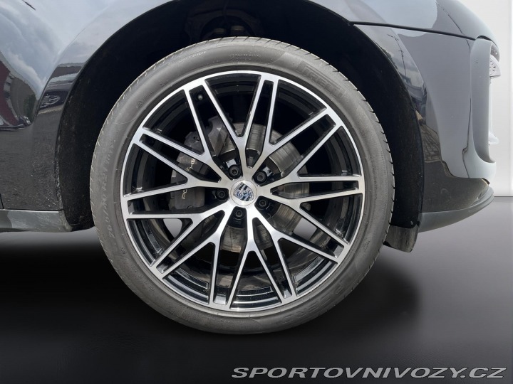 Porsche Macan T 2022