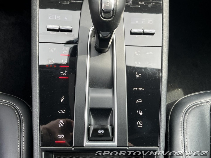 Porsche Macan T 2022