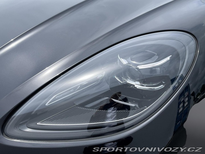 Porsche Macan T 2022
