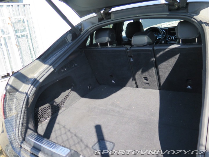 Mercedes-Benz Ostatní modely GLC 300C AMG 4MA, VADA MOTORU 2020