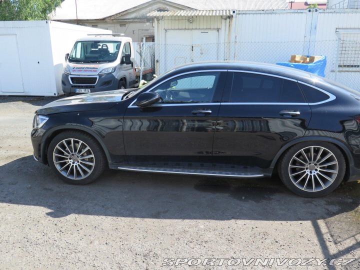 Mercedes-Benz Ostatní modely GLC 300C AMG 4MA, VADA MOTORU 2020